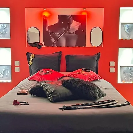 Dark Perpignan Aux 50 Nuances Jacuzzi Prive Villeneuve-de-la-Raho
