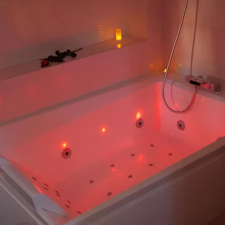 Dark Perpignan Aux 50 Nuances Jacuzzi Prive * Villeneuve-de-la-Raho
